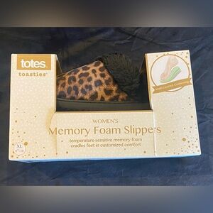 Isotoner Cheetah Print Women's Slippers XL (9.5/10)